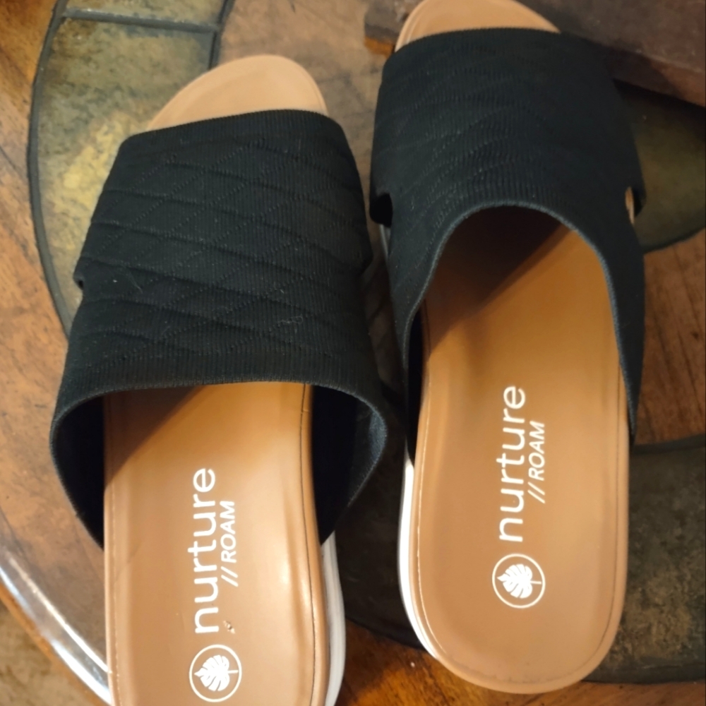 Nurture sandals